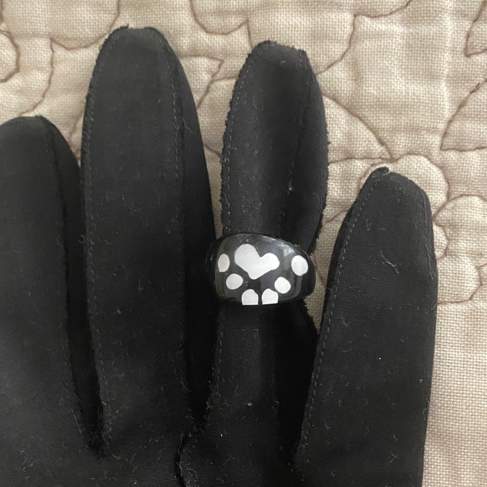 Vintage lucite plastic ring